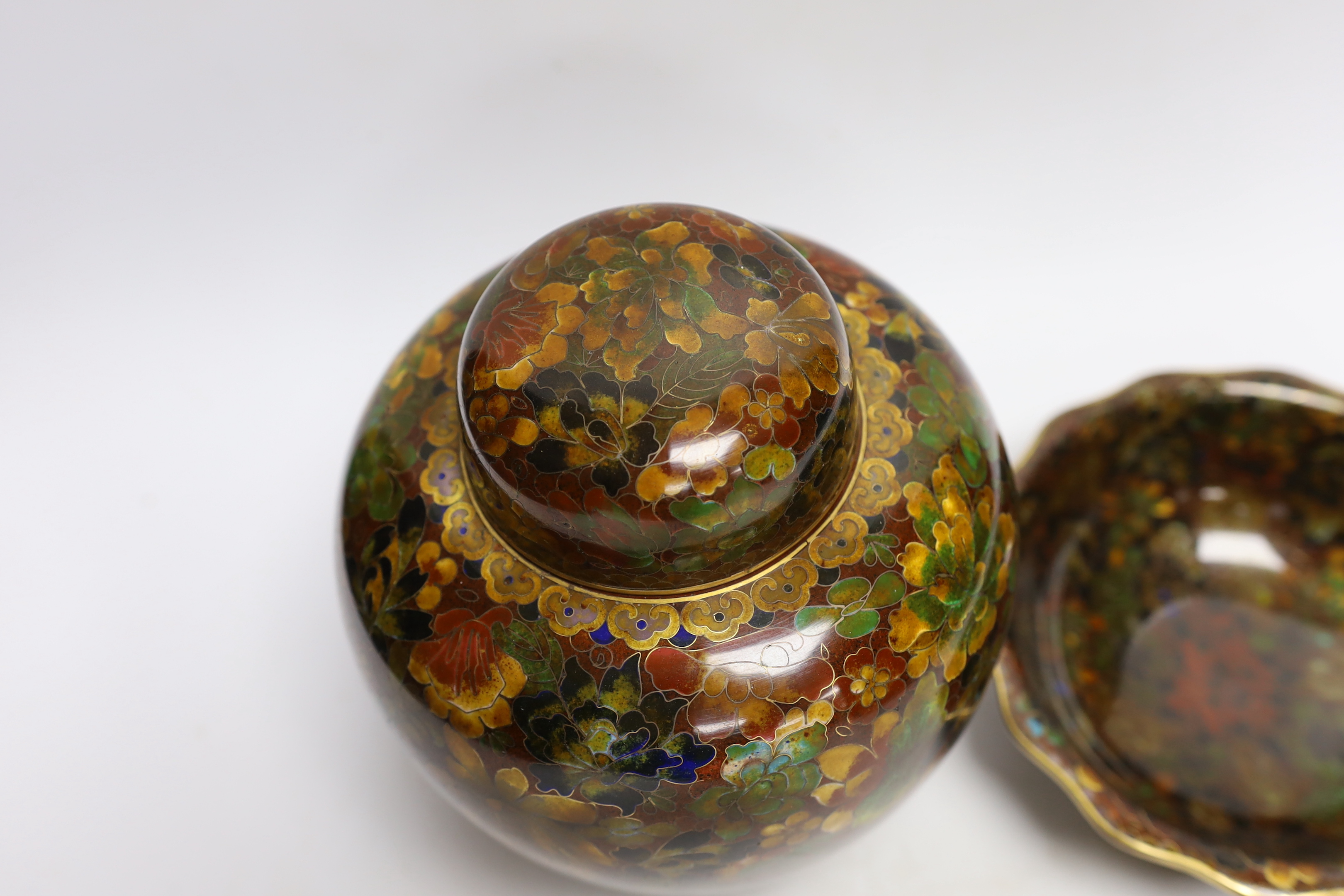 A Chinese cloisonné enamel lidded ginger jar and a bowl, tallest 20cm
